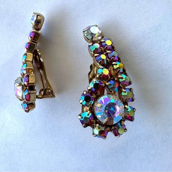 Vintage 1960s Aurora Borealis Clip Back Earrings - Picture 5 of 10